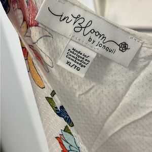 Sweet little night dress, super soft and light!